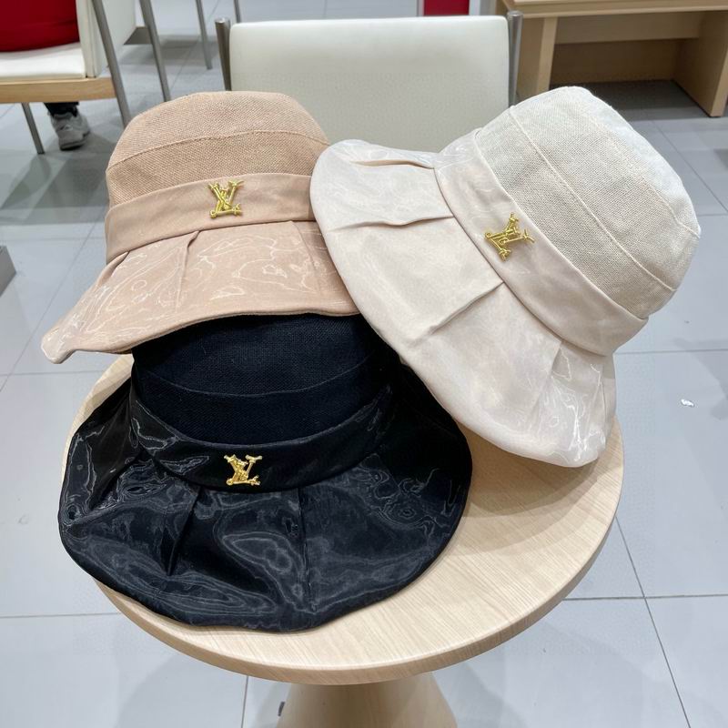 LV hat 071607